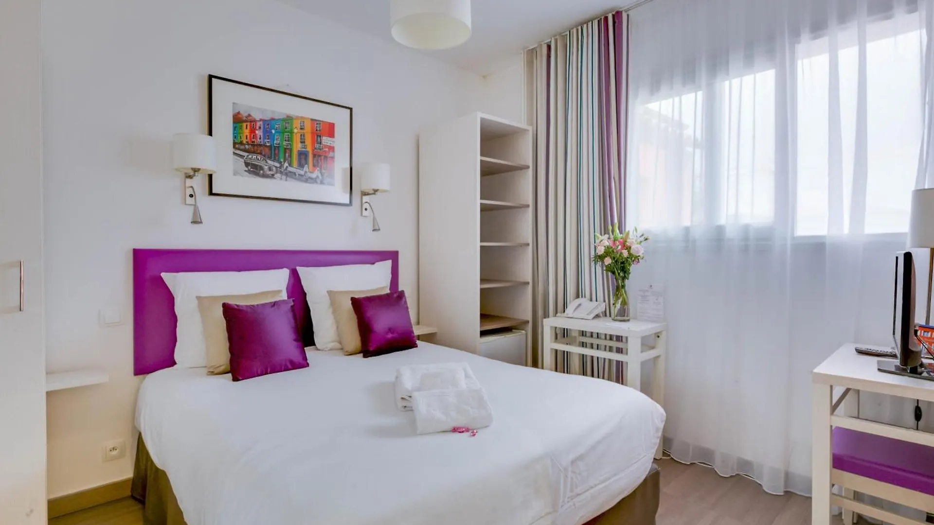 Hotel Casabella Cannes Mouans Sartoux  Mouans-Sartoux
