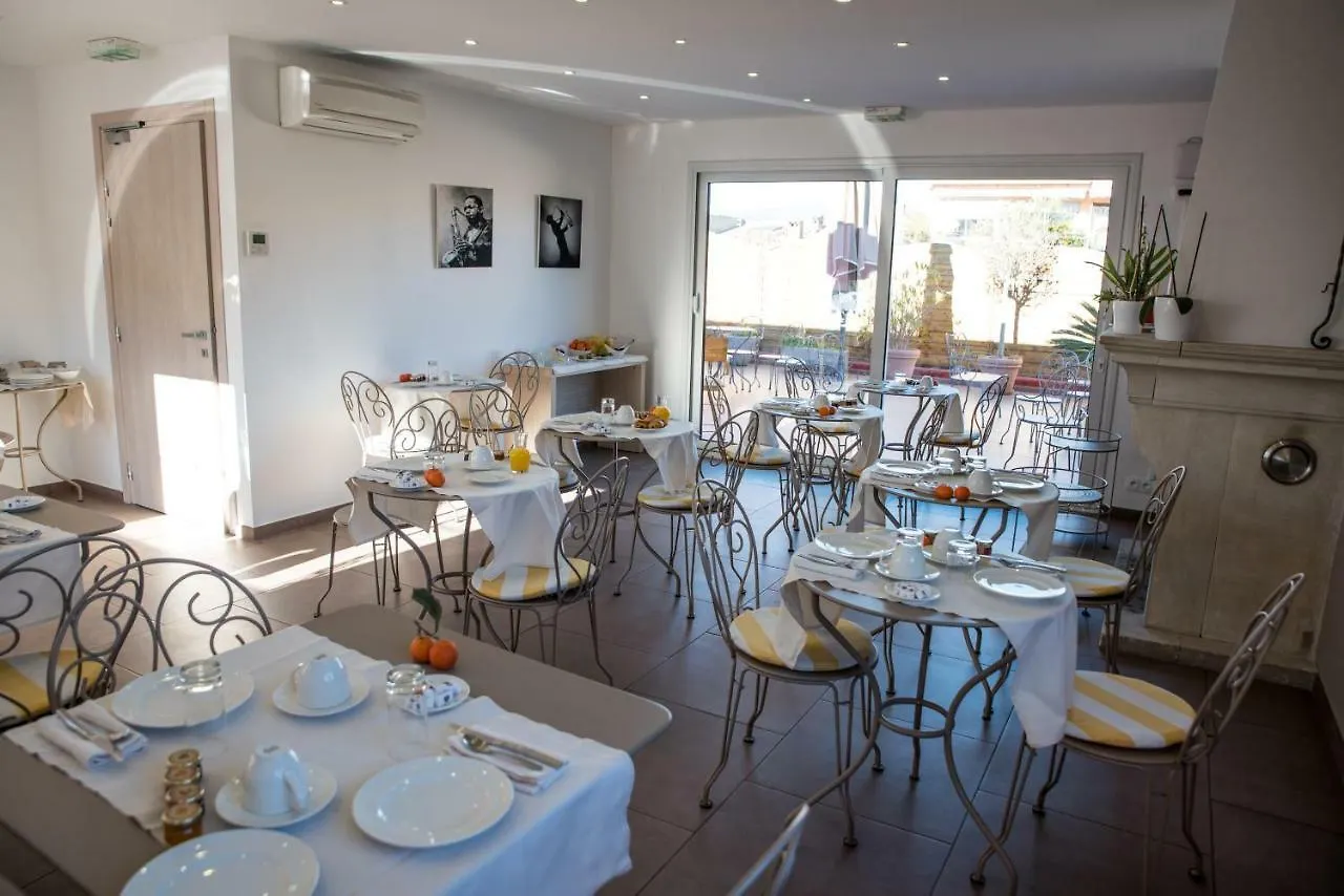 Hotel Casabella Cannes Mouans Sartoux 3*, Mouans-Sartoux Γαλλία