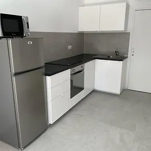 Appartement 30 M2, Piscine Et Parking Privé, Mouans-Sartoux